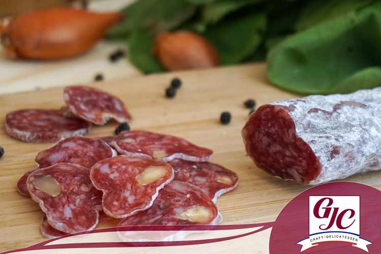 Pork dry sausage with Hazelnut 