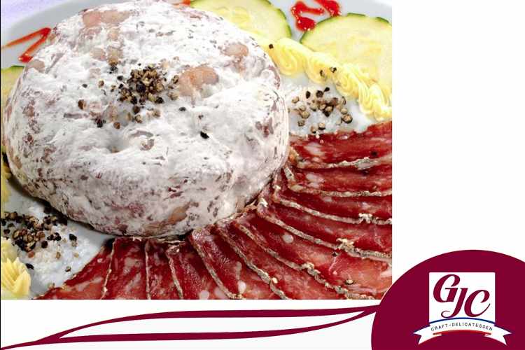 Beret Basque with Black Pepper (Pork dry) 